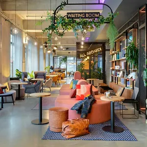 Otel Moxy Ostbahnhof ****