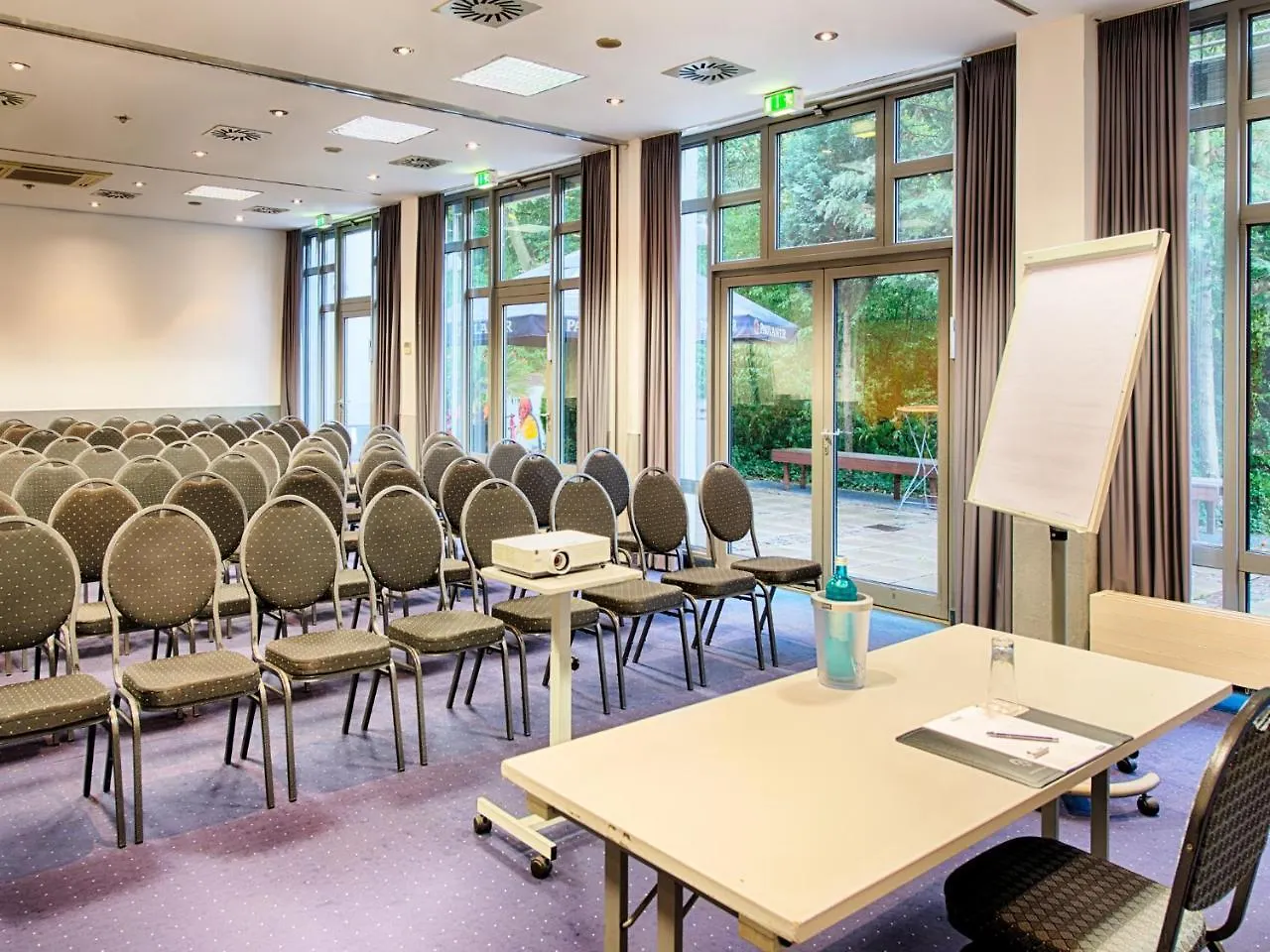 Achat Hotel Stuttgart Airport Messe 3*,  Niemcy